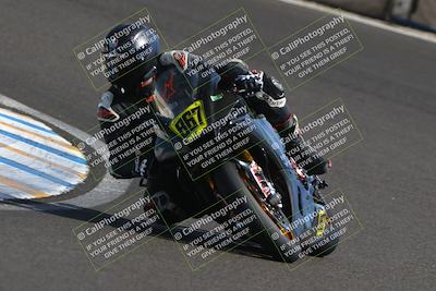 media/Oct-12-2025-CRA (Sun) [[e621380112]]/Races/Race 8/